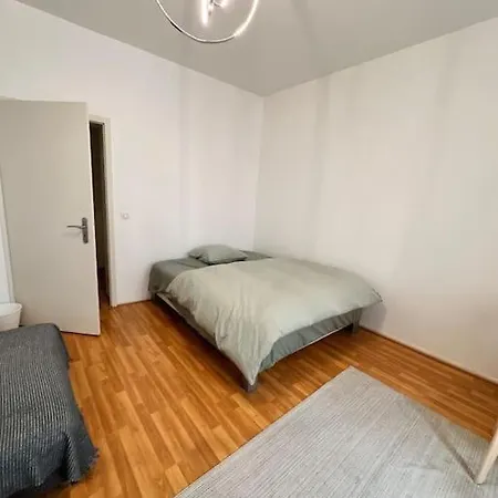Chambre Royale De La Gare